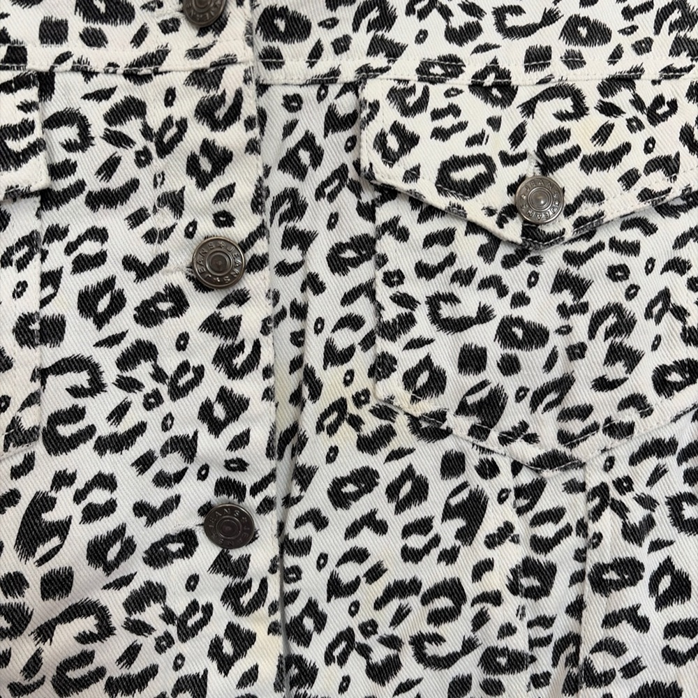 Cropped Leopard Print Denim Jacket - image 4